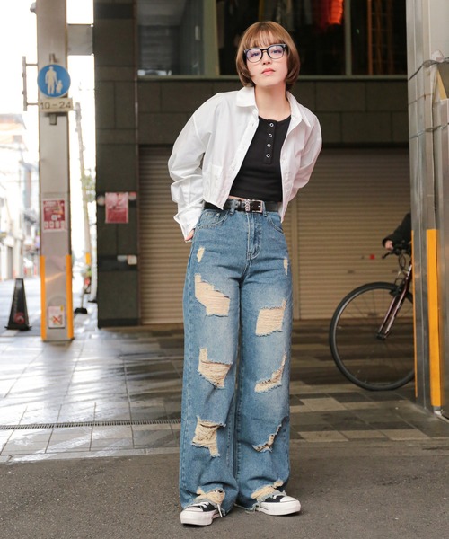 SPINNS(スピンズ)の「長袖ショート丈シャツ(シャツ/ブラウス・レディース・グレイッシュベージュ/ブラック/オフホワイト・ONESIZE)」の7枚目の写真