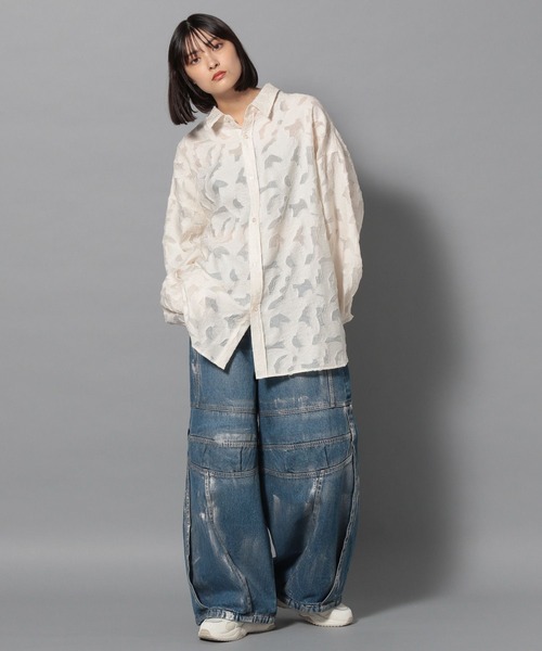 Anui(アニュイ)の「【UNISEX/選べる着丈】ジャガードフラワーシャツ(シャツ/ブラウス・レディース・オフホワイト/イエロー・SMALL/MEDIUM)」の12枚目の写真
