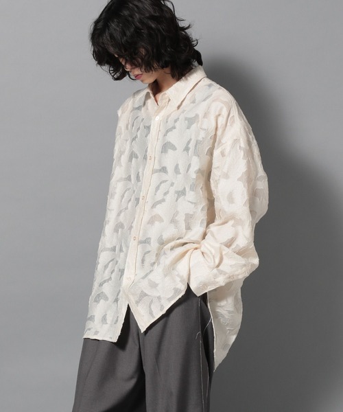 Anui(アニュイ)の「【UNISEX/選べる着丈】ジャガードフラワーシャツ(シャツ/ブラウス・レディース・オフホワイト/イエロー・SMALL/MEDIUM)」の14枚目の写真