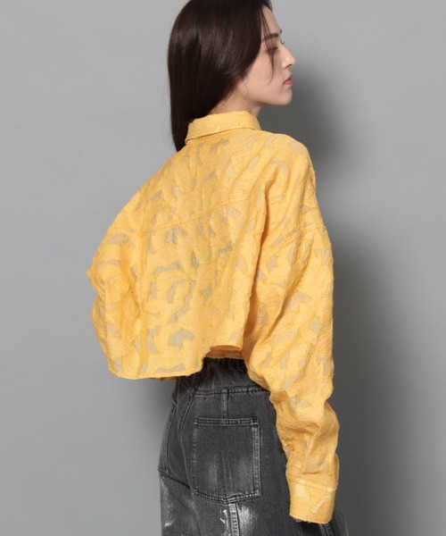 Anui(アニュイ)の「【UNISEX/選べる着丈】ジャガードフラワーシャツ(シャツ/ブラウス・レディース・オフホワイト/イエロー・SMALL/MEDIUM)」の21枚目の写真