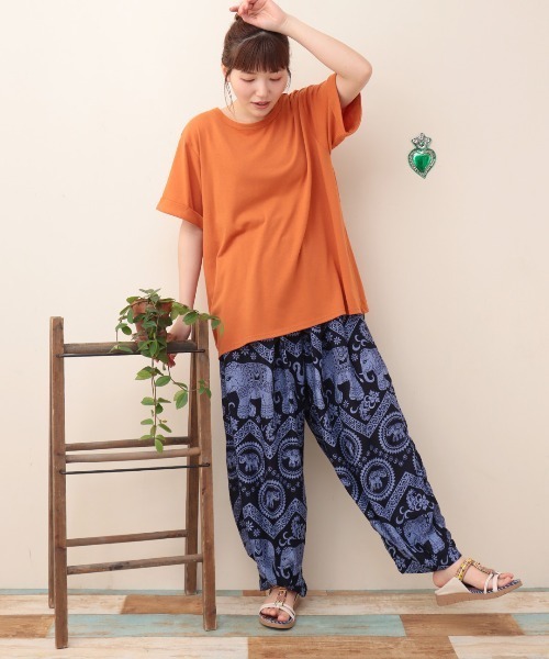 チチカカ(チチカカ)の「タイ柄バルーンパンツ(その他パンツ・レディース・ブラック/ブラウン/ネイビー・MEDIUM/LARGE)」の5枚目の写真