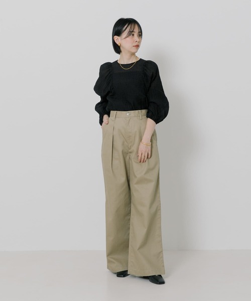 URBAN RESEARCH（アーバンリサーチ）の「ギャザーヨウリュウブラウス（シャツ/ブラウス・レディース・ライトベージュ/ブラウン系その他/ブラック・FREE）」の14枚目の写真