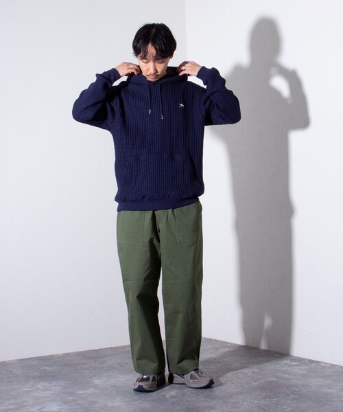 GLOSTER(グロスター)の「【GLOSTER/グロスター】フレンチブルドッグ刺繍 オニワッフルパーカー(パーカー・メンズ・イエロー/ネイビー/ベージュ・M/L/S)」の8枚目の写真