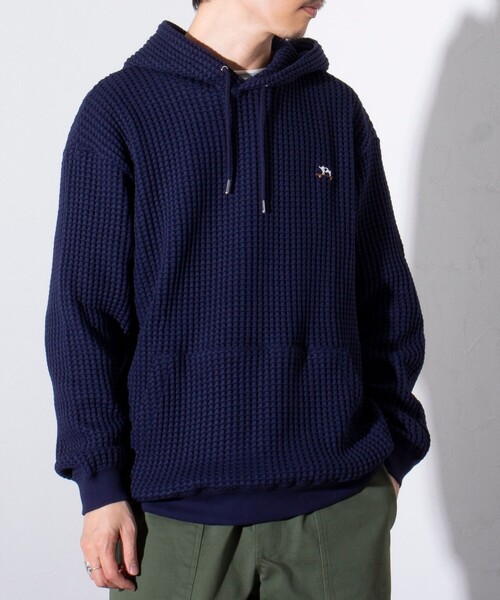 GLOSTER(グロスター)の「【GLOSTER/グロスター】フレンチブルドッグ刺繍 オニワッフルパーカー(パーカー・メンズ・イエロー/ネイビー/ベージュ・M/L/S)」の9枚目の写真