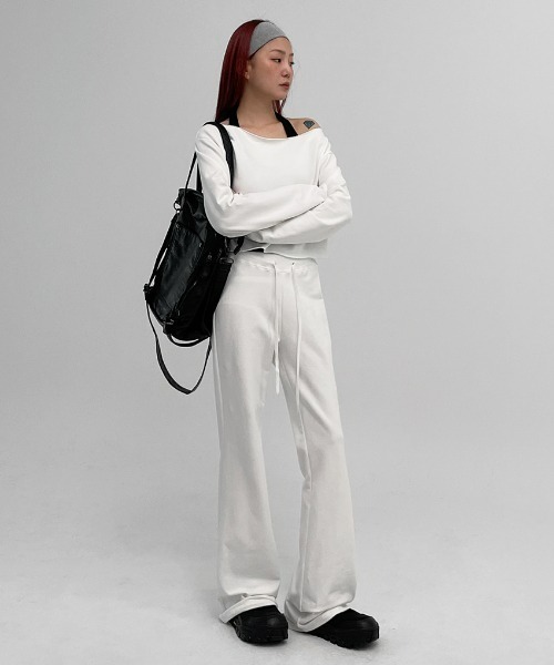 BLACKUP（ブラックアップ）の「[MADE] ベラーディSET - ボートネックオフショルダークロップ長袖Tシャツ（Tシャツ/カットソー・レディース・ホワイト/グレー/ブラック・FREE）」の20枚目の写真