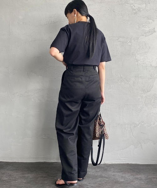 HANES（ヘインズ）の「【WEB限定】[HANES/ヘインズ] BEEFY ショートスリーブパックTシャツ（Tシャツ/カットソー・レディース・ブラック/オリーブ/ライトベージュ/グレー/ダークグリーン/ホワイト/レッド/ダークグレー/ネイビー/パープル・XS/S/M/L/XL）」の11枚目の写真