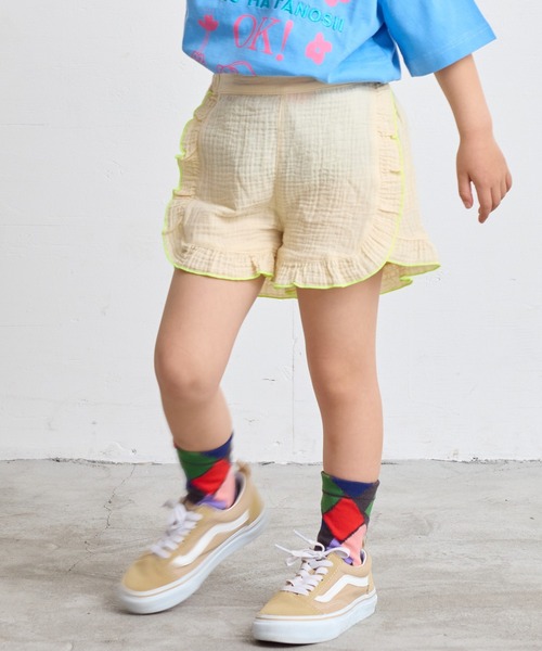 CALMIA(カルミア)の「Wガーゼフリルキュロットパンツ(80~150cm)(その他パンツ・キッズ・ライトブルー/ラベンダー/レッド/オフホワイト・150/140/130/120/110/100/90/80)」の1枚目の写真