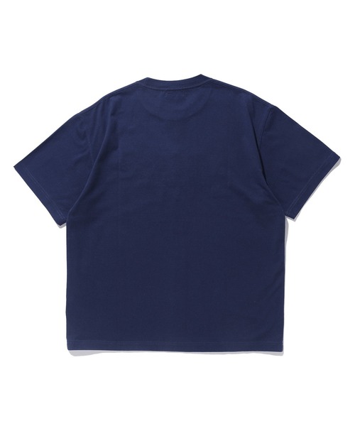 XLARGE(エクストララージ)の「OLD ENGLISH LOGO S/S TEE(Tシャツ/カットソー・メンズ・ブラック/ホワイト/ネイビー・S/M/L/XL)」の4枚目の写真