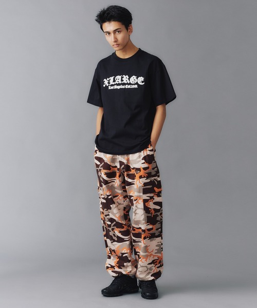 XLARGE(エクストララージ)の「OLD ENGLISH LOGO S/S TEE(Tシャツ/カットソー・メンズ・ブラック/ホワイト/ネイビー・S/M/L/XL)」の12枚目の写真