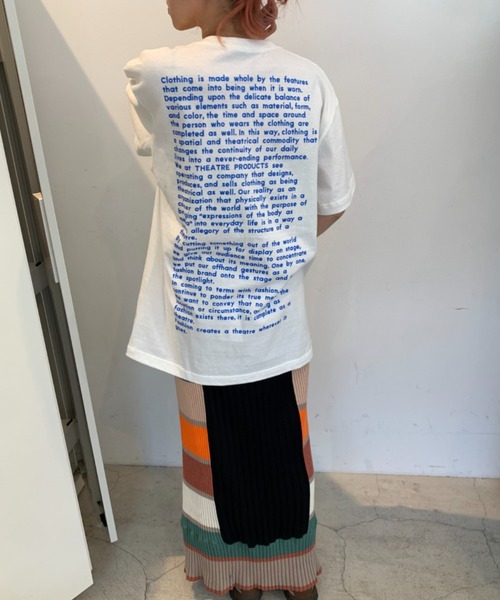 THEATRE PRODUCTS（シアタープロダクツ）の「マニフェストプリント半袖Tシャツ（Tシャツ/カットソー・レディース・チャコール/ホワイト/ナチュラル・FREE）」の11枚目の写真