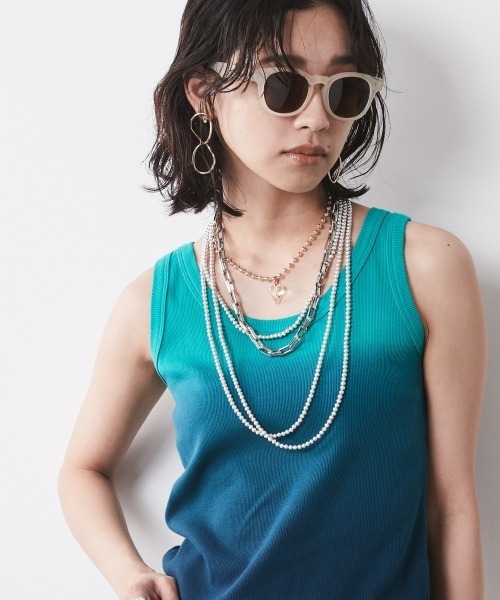 CHIC STYLE(シックスタイル)の「 段染めタンクトップ <大きいサイズ有>シックスタイル(キャミソール・レディース・グリーン系/ブラウン系/パープル系・3L/LL/L/M/5L/4L)」の3枚目の写真