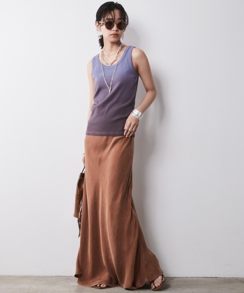 CHIC STYLE(シックスタイル)の「 段染めタンクトップ <大きいサイズ有>シックスタイル(キャミソール・レディース・グリーン系/ブラウン系/パープル系・3L/LL/L/M/5L/4L)」の6枚目の写真