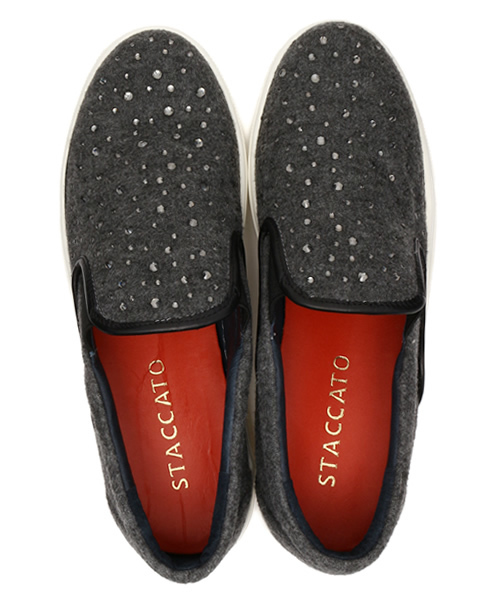 STACCATO（スタッカート）の「ラインストーンスリッポン（スリッポン