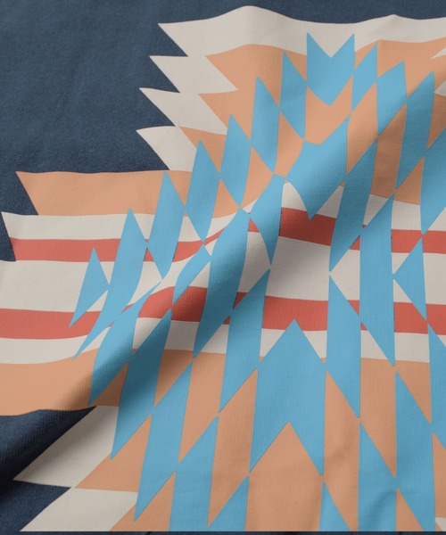 PEN FIELD(ペンフィールド)の「【Penfield】【防汚加工】ネイティブ柄バックプリント半袖Tシャツ(Tシャツ/カットソー・キッズ・オートミール/オレンジ/ネイビー・170cm/160cm/150cm/140cm)」の11枚目の写真