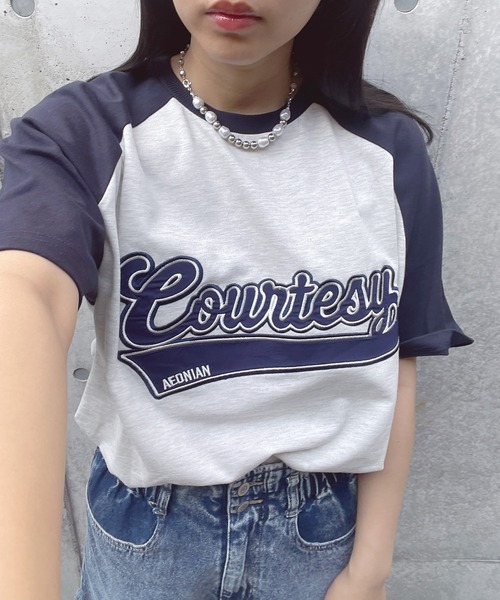 AS KNOW AS plus（アズノゥアズプラス）の「◎カレッジロゴ オーバーサイズ ラグラン半袖Tシャツ（Tシャツ/カットソー・レディース・ブラック系/ピンク系/ネイビー系/ピンク系1/ブラック系1/ネイビー系1/グリーン系1・FREE）」の5枚目の写真