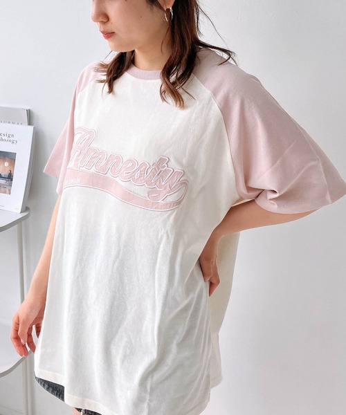 AS KNOW AS plus（アズノゥアズプラス）の「◎カレッジロゴ オーバーサイズ ラグラン半袖Tシャツ（Tシャツ/カットソー・レディース・ブラック系/ピンク系/ネイビー系/ピンク系1/ブラック系1/ネイビー系1/グリーン系1・FREE）」の18枚目の写真