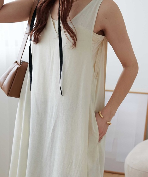 DISCOAT（ディスコート）の「レーヨンリネン深Vジャンスカ（ワンピース・レディース・ブラック/ライム/ホワイト系その他・FREE）」の16枚目の写真