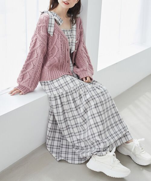 MAJESTIC LEGON（マジェスティックレゴン）の「肩リボンキャミワンピース（ワンピース・レディース・ブラック/アイボリー/ホワイト系その他2・MEDIUM/SMALL/X-SMALL）」の12枚目の写真