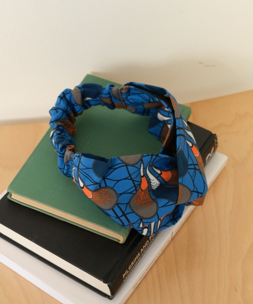 CIAOPANIC TYPY（チャオパニックティピー）の「【KIDS】バティック柄ヘアバンド（ヘアバンド・キッズ・ブルー/グリーン/ピンク・ONE SIZE）」の2枚目の写真