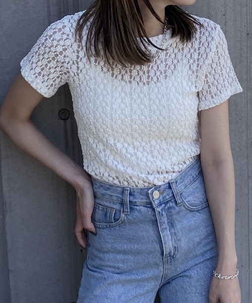 Reurie'（レウリィ）の「バックオープンブラトップ／back open bratop 背中開き キャミソール バンドゥ インナー 細ストラップ パット リブ デザインブラ 重ね着 レイヤード カップ付き シンプル ベーシック 紐ストラップ 白 黒 ホワイト ブラック（チューブトップ・レディース・ホワイト/ブラック・FREE）」の20枚目の写真