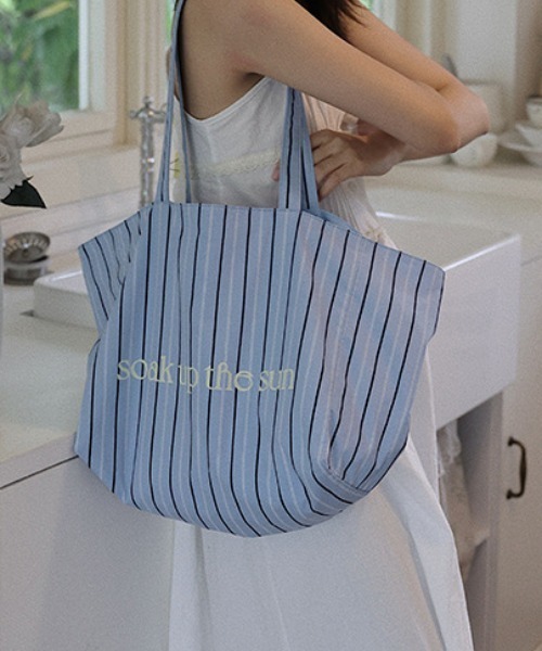 Vipoa(ヴィポア)の「stripe logo color tote(トートバッグ・レディース・ブルー/ピンク・FREE)」の2枚目の写真