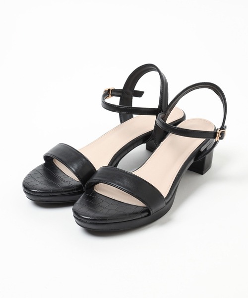 Elura(エルーラ)の「ふかふかFITヒールミュール/126047(サンダル・レディース・ブラック/ベージュ・MEDIUM/LARGE)」の18枚目の写真