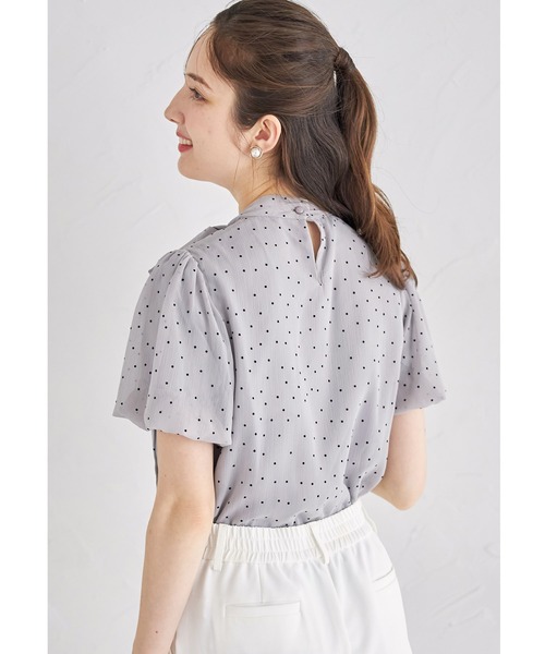 tocco closet(トッコ クローゼット)の「リボンタイ付きシアードットバルーンスリーブブラウス(シャツ/ブラウス・レディース・オフホワイト/ブラック/グレー・M)」の10枚目の写真