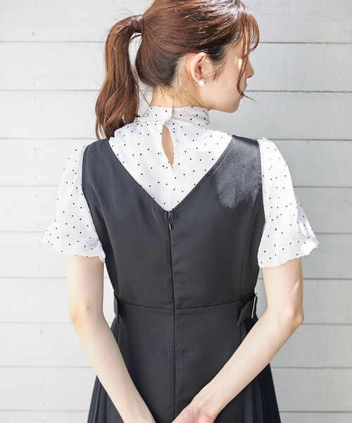 tocco closet(トッコ クローゼット)の「リボンタイ付きシアードットバルーンスリーブブラウス(シャツ/ブラウス・レディース・オフホワイト/ブラック/グレー・M)」の6枚目の写真