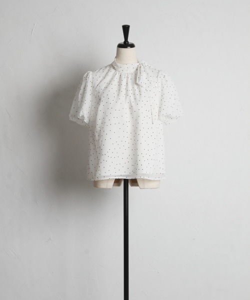 tocco closet(トッコ クローゼット)の「リボンタイ付きシアードットバルーンスリーブブラウス(シャツ/ブラウス・レディース・オフホワイト/ブラック/グレー・M)」の18枚目の写真
