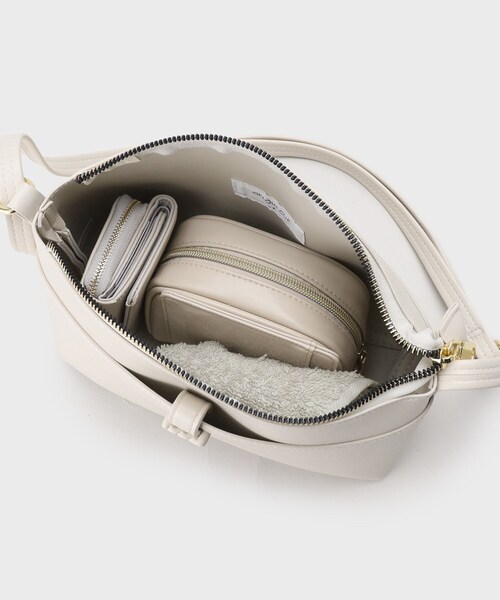 OPAQUE.CLIP(オペークドットクリップ)の「◆【長さ調整可能】フロントベルトポケットミニショルダー(ショルダーバッグ・レディース・ベージュ/アイボリー/ブラック・00)」の13枚目の写真