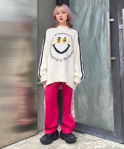 Candy Stripper(キャンディストリッパー)の「BLINDFOLDED SMILE ニット(ニット/セーター・レディース・エメラルド/ブラック/オフホワイト/イエロー・2)」の18枚目の写真