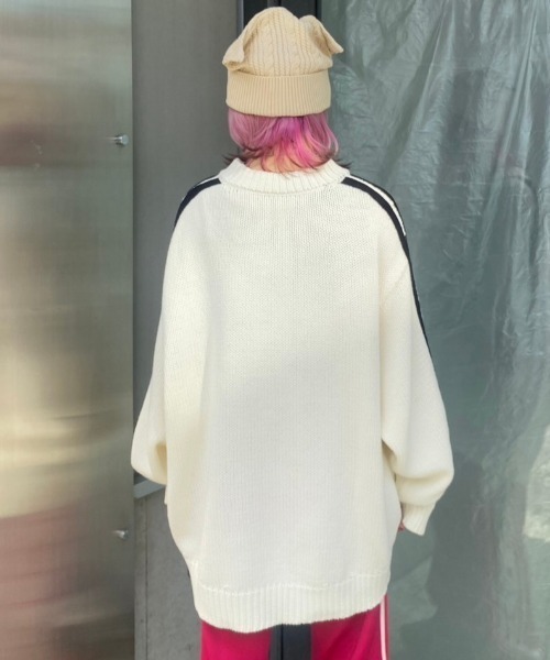 Candy Stripper(キャンディストリッパー)の「BLINDFOLDED SMILE ニット(ニット/セーター・レディース・エメラルド/ブラック/オフホワイト/イエロー・2)」の17枚目の写真