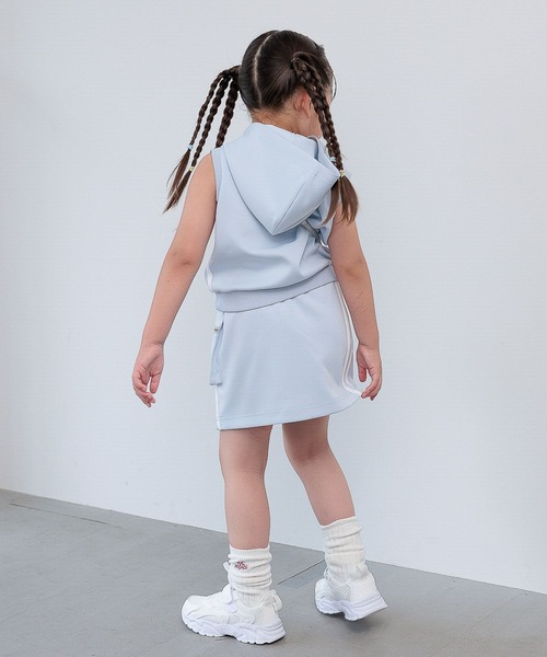 10C REPIPI（ジューシーレピピ）の「【10C REPIPI】ノースリーブパーカー【セットアップ対応】（パーカー・キッズ・ブラック/サックスブルー/ホワイト・120cm/130cm/110cm）」の9枚目の写真