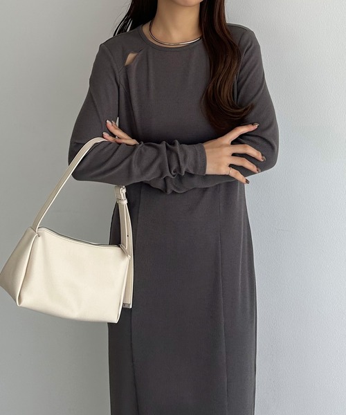 【GIANA】日本未入荷！カットアウトプリーツワンピース GIANA☆FLUTE プリーツ カットアウト ミディドレス♪【送料込】