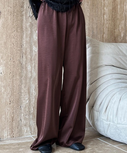 OSYAREVO(オシャレボ)の「サテン ワイドパンツ(その他パンツ・レディース・バーガンディー/グレー/ブラック・LARGE/MEDIUM)」の12枚目の写真