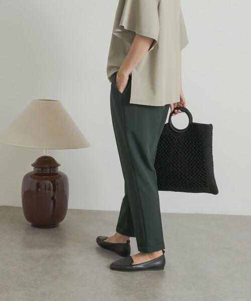 URBAN RESEARCH DOORS（アーバンリサーチドアーズ）の「ストレッチテーパードイージーパンツ（その他パンツ・レディース・ネイビー/グリーン/ブラック・X-SMALL/MEDIUM/SMALL）」の19枚目の写真