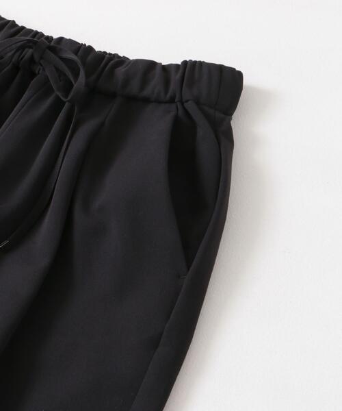 URBAN RESEARCH DOORS（アーバンリサーチドアーズ）の「ストレッチテーパードイージーパンツ（その他パンツ・レディース・ネイビー/グリーン/ブラック・X-SMALL/MEDIUM/SMALL）」の15枚目の写真