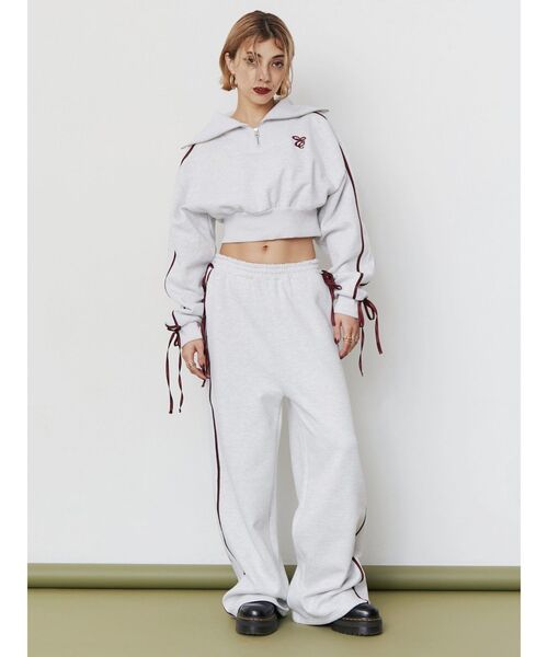 EVRIS（エヴリス）の「サイドリボンワイドスウェットパンツ【セットアップ着用可能】（スウェットパンツ・レディース・ホワイト/ブラック/グレー・FREE）」の4枚目の写真