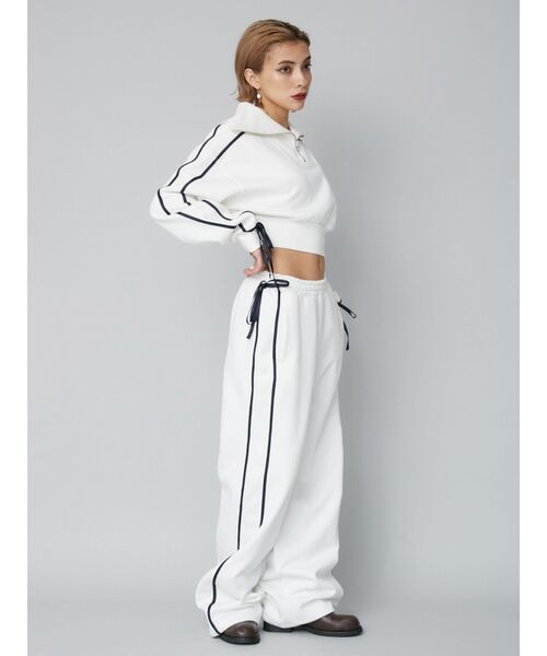 EVRIS（エヴリス）の「サイドリボンワイドスウェットパンツ【セットアップ着用可能】（スウェットパンツ・レディース・ホワイト/ブラック/グレー・FREE）」の9枚目の写真