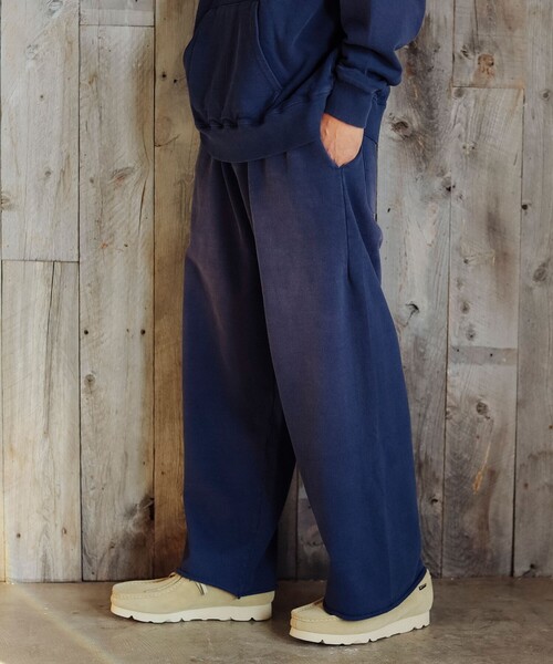 B:MING by BEAMS（ビーミングバイビームス）の「フェード ワイド スウェット パンツ(セットアップ対応)（スウェットパンツ・メンズ・ネイビー/ブラック・SMALL/MEDIUM/LARGE/X-LARGE）」の20枚目の写真