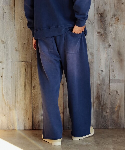 B:MING by BEAMS（ビーミングバイビームス）の「フェード ワイド スウェット パンツ(セットアップ対応)（スウェットパンツ・メンズ・ネイビー/ブラック・SMALL/MEDIUM/LARGE/X-LARGE）」の22枚目の写真