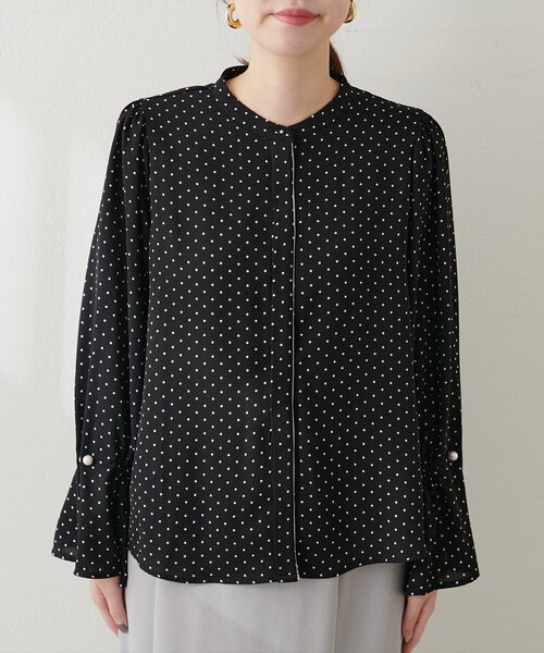 natural couture（ナチュラルクチュール）の「袖口パールキャンディースリーブブラウス（シャツ/ブラウス・レディース・ベージュ/その他1/オフホワイト/グレイッシュベージュ/サックスブルー/ピンク系その他・FREE）」の12枚目の写真