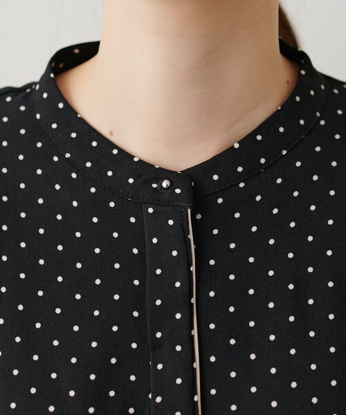 natural couture（ナチュラルクチュール）の「袖口パールキャンディースリーブブラウス（シャツ/ブラウス・レディース・ベージュ/その他1/オフホワイト/グレイッシュベージュ/サックスブルー/ピンク系その他・FREE）」の15枚目の写真