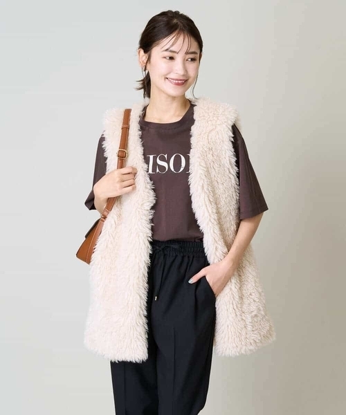 a.v.v（アーヴェヴェ）の「フェイクファーベスト（ダウンベスト・レディース・アイボリー・38/40/36）」の5枚目の写真