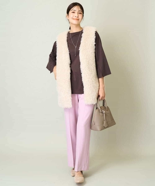 a.v.v（アーヴェヴェ）の「フェイクファーベスト（ダウンベスト・レディース・アイボリー・38/40/36）」の16枚目の写真