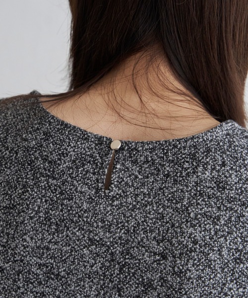 ikka（イッカ）の「カットツイード裾レイヤードプルオーバー（Tシャツ/カットソー・レディース・ライトグレー/ダークラベンダー/ブラック・L/M/S）」の19枚目の写真