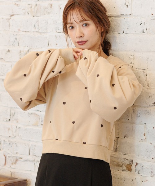mysty woman（ミスティウーマン）の「【WEB限定】ハート刺繍スウェットプルオーバー　152808（スウェット・レディース・グレー/ベージュ/ブラック・FREE）」の8枚目の写真