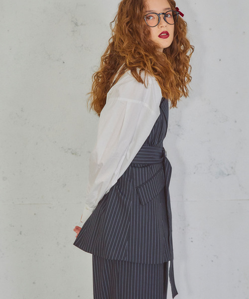 ELLEgirl（エルガール）の「テーラードビスチェ【ELLEgirl/エル ガール】（ベスト・レディース・グレー/ネイビー・FREE）」の13枚目の写真