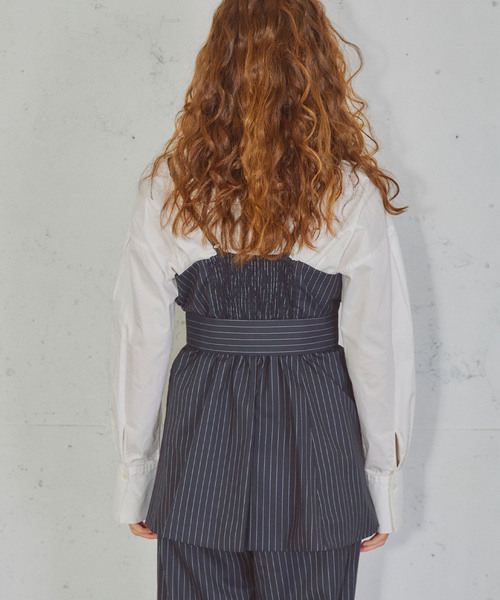 ELLEgirl（エルガール）の「テーラードビスチェ【ELLEgirl/エル ガール】（ベスト・レディース・グレー/ネイビー・FREE）」の14枚目の写真