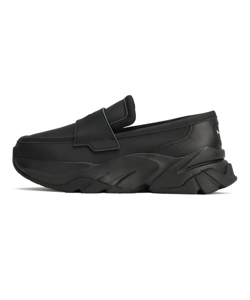 PUMA（プーマ）の「PUMA/プーマ レディース スニーカー ローファー 厚底 PUMA LOAFYR ウィメンズ 397730（スニーカー・レディース・ブラック×ブラック/ブラック系その他・23.5cm/24.5cm/23.0cm/24.0cm/25.0cm）」の4枚目の写真